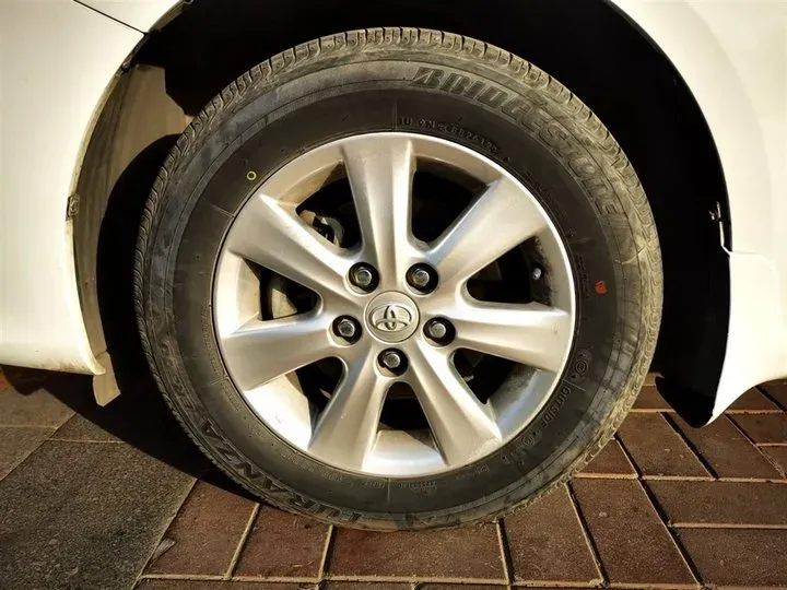 2012 Toyota Corolla 1.6L 122HP L4 4AT,autocango,china used car exporter,china ev exporter,chinese used car exporter,chinese used ev exporter