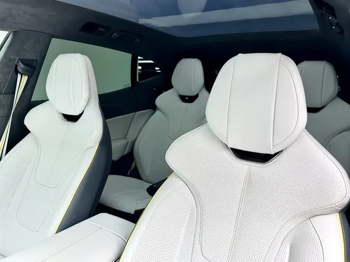 2023 Lotus ELETRE 2AT BEV 112KWH,autocango,china used car exporter,china ev exporter,chinese used car exporter,chinese used ev exporter