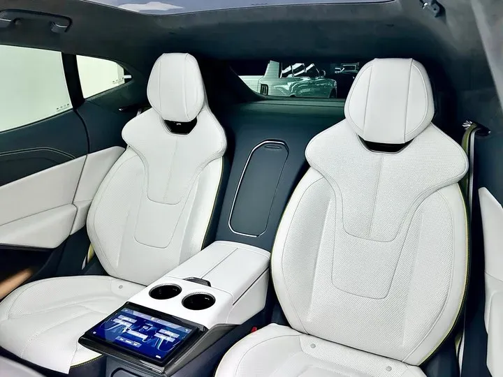 2023 Lotus ELETRE 2AT BEV 112KWH,autocango,china used car exporter,china ev exporter,chinese used car exporter,chinese used ev exporter