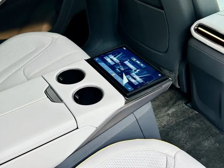 2023 Lotus ELETRE 2AT BEV 112KWH,autocango,china used car exporter,china ev exporter,chinese used car exporter,chinese used ev exporter