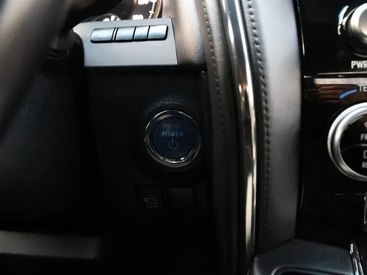 2020 Lexus LM 2.5L 117HP L4 E-CVT Hybrid,autocango,china used car exporter,china ev exporter,chinese used car exporter,chinese used ev exporter