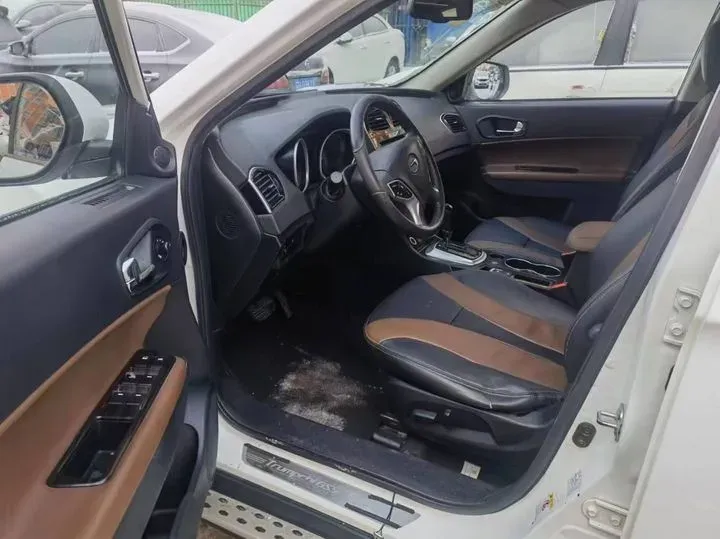 2016 GAC Trumpchi GS5 Super 2.0L 147HP L4 5AT,autocango,china used car exporter,china ev exporter,chinese used car exporter,chinese used ev exporter