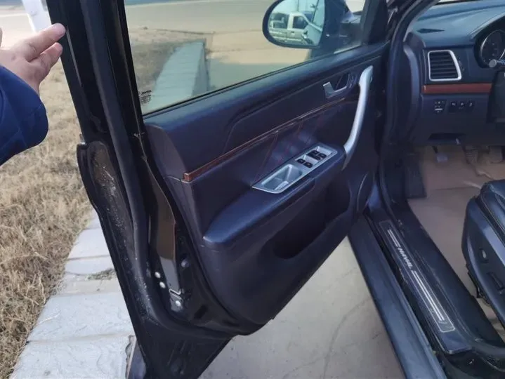 2014 Haval H6 1.5T 150HP L4 6MT,autocango,china used car exporter,china ev exporter,chinese used car exporter,chinese used ev exporter