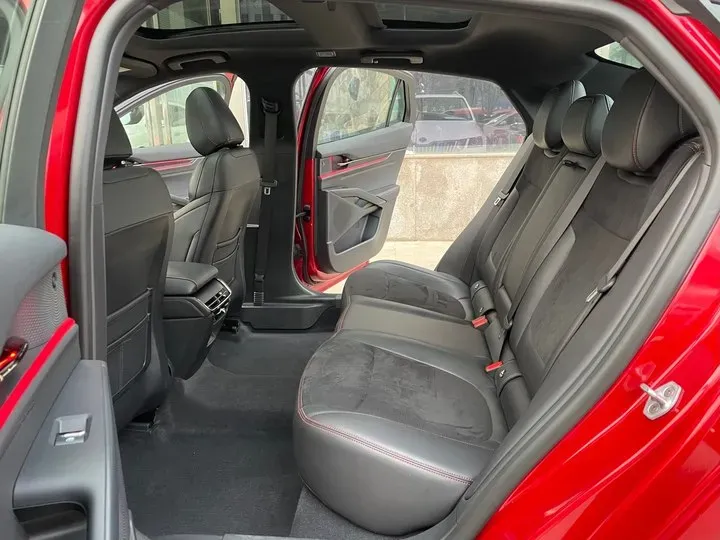 2022 Ford Mondeo 2.0T 238HP L4 8AT,autocango,china used car exporter,china ev exporter,chinese used car exporter,chinese used ev exporter