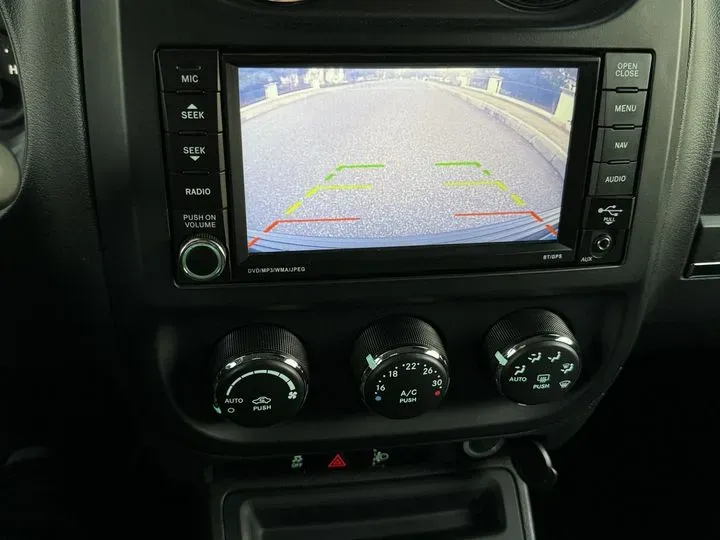 2014 Jeep Patriot 2.4L 170HP L4 6AT,autocango,china used car exporter,china ev exporter,chinese used car exporter,chinese used ev exporter