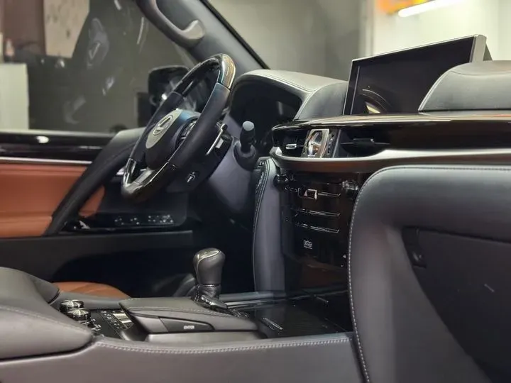 2009 Lexus LX 5.7L 367HP V8 6AT,autocango,china used car exporter,china ev exporter,chinese used car exporter,chinese used ev exporter