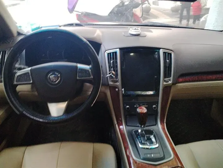 2011 Cadillac SLS 2.0T 262HP L4 6AT,autocango,china used car exporter,china ev exporter,chinese used car exporter,chinese used ev exporter