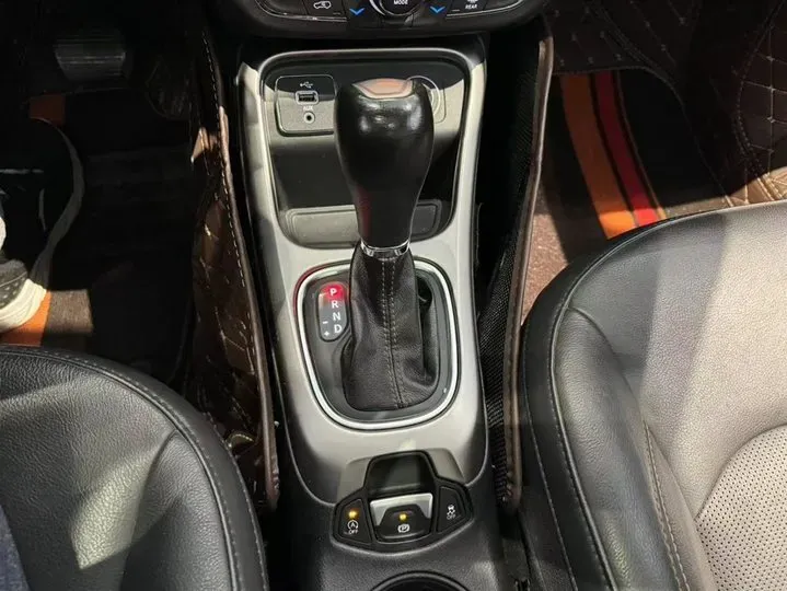 2017 Jeep Compass 1.4T 165HP L4 7DCT,autocango,china used car exporter,china ev exporter,chinese used car exporter,chinese used ev exporter