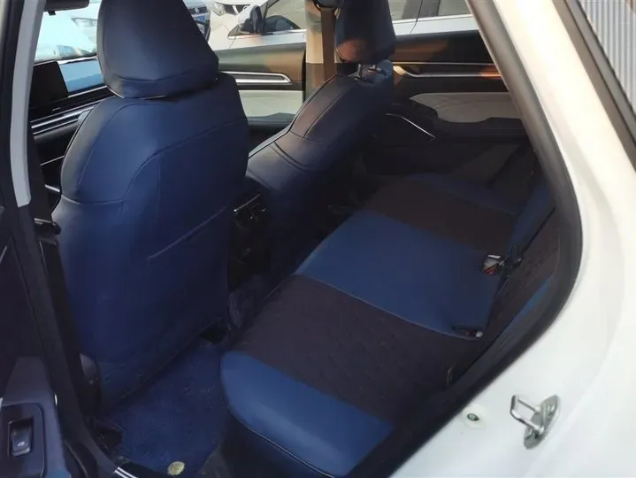 2022 Geely Emgrand 1.5L 114HP L4 CVT,autocango,china used car exporter,china ev exporter,chinese used car exporter,chinese used ev exporter