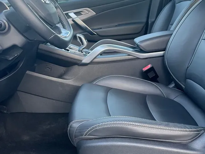 2020 Geely Azkarra 1.8T 184HP L4 7DCT,autocango,china used car exporter,china ev exporter,chinese used car exporter,chinese used ev exporter