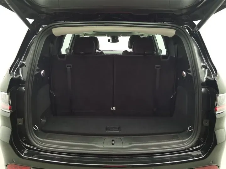 2018 Jeep Commander 2.0T 265HP L4 9AT,autocango,china used car exporter,china ev exporter,chinese used car exporter,chinese used ev exporter