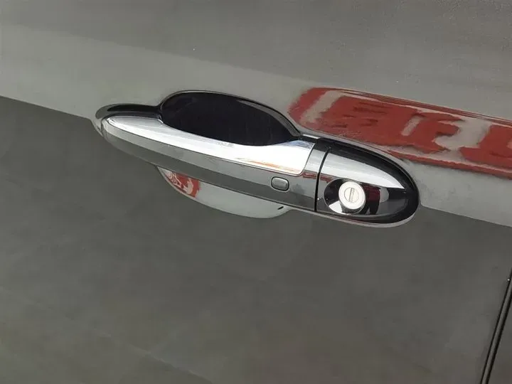 2018 Jeep Commander 2.0T 265HP L4 9AT,autocango,china used car exporter,china ev exporter,chinese used car exporter,chinese used ev exporter