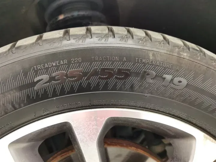 2018 Jeep Commander 2.0T 265HP L4 9AT,autocango,china used car exporter,china ev exporter,chinese used car exporter,chinese used ev exporter