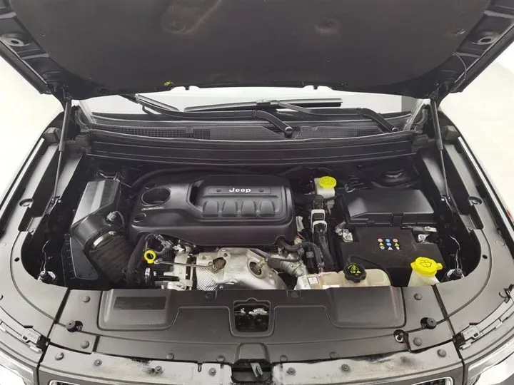 2018 Jeep Commander 2.0T 265HP L4 9AT,autocango,china used car exporter,china ev exporter,chinese used car exporter,chinese used ev exporter