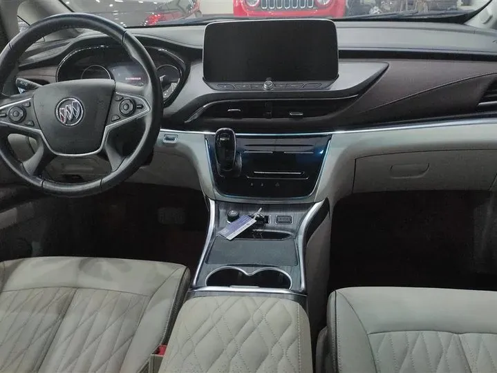 2021 Buick GL8 2.0T 237HP L4 9AT,autocango,china used car exporter,china ev exporter,chinese used car exporter,chinese used ev exporter