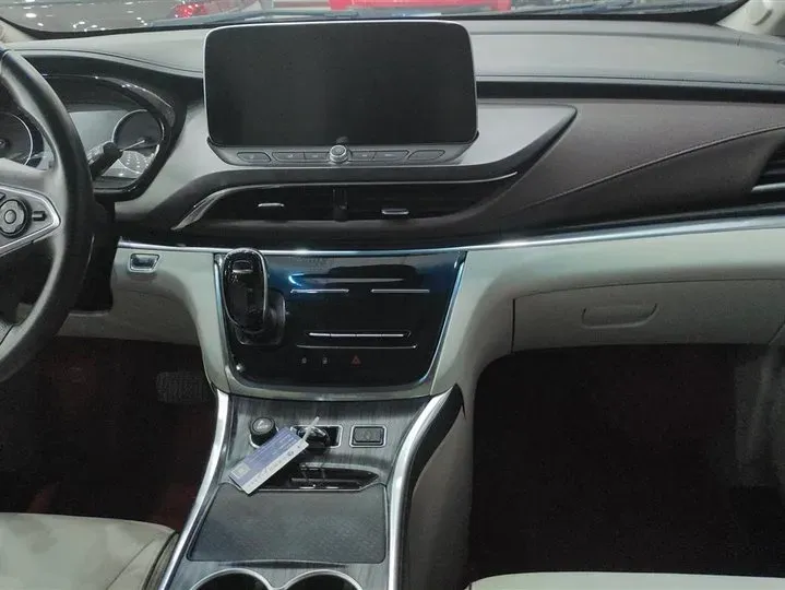 2021 Buick GL8 2.0T 237HP L4 9AT,autocango,china used car exporter,china ev exporter,chinese used car exporter,chinese used ev exporter