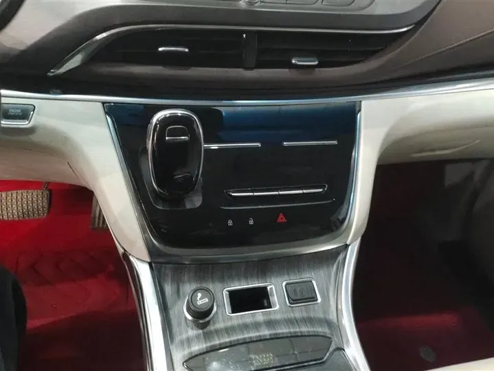 2021 Buick GL8 2.0T 237HP L4 9AT,autocango,china used car exporter,china ev exporter,chinese used car exporter,chinese used ev exporter