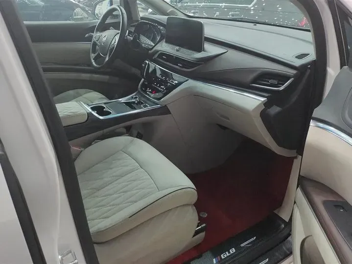 2021 Buick GL8 2.0T 237HP L4 9AT,autocango,china used car exporter,china ev exporter,chinese used car exporter,chinese used ev exporter