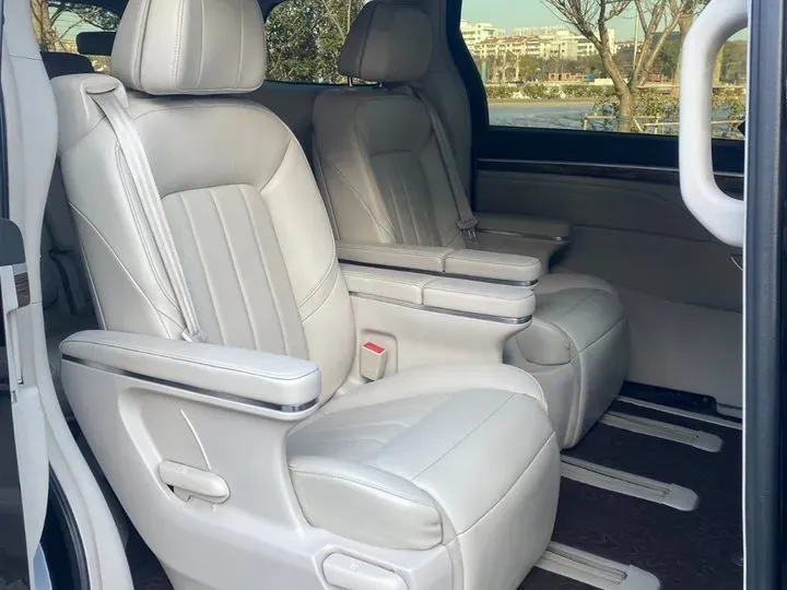 2018 GAC Trumpchi M8 2.0T 201HP L4 6AT,autocango,china used car exporter,china ev exporter,chinese used car exporter,chinese used ev exporter