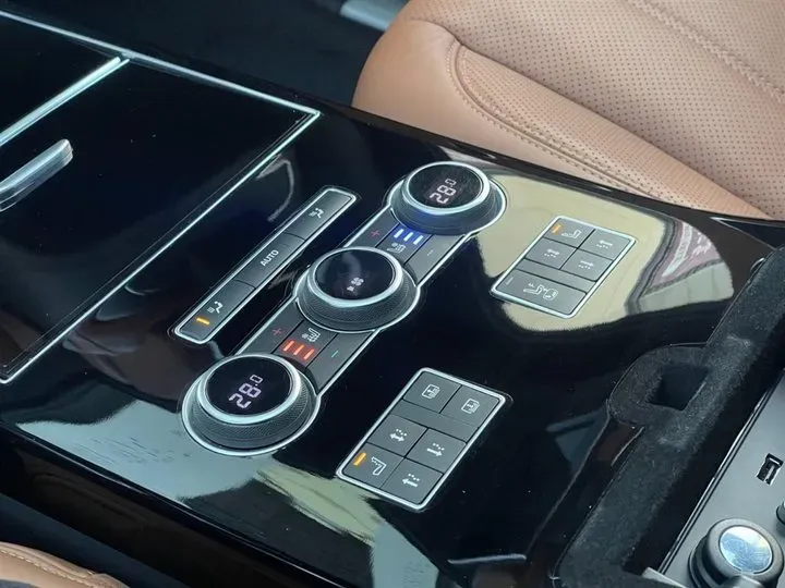 2020 Mansory Range Rover 3.0T 400HP L6 8AT,autocango,china used car exporter,china ev exporter,chinese used car exporter,chinese used ev exporter