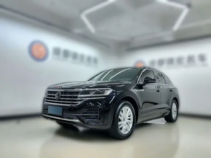 2021 Volkswagen Touareg 2.0T 245HP L4 8AT