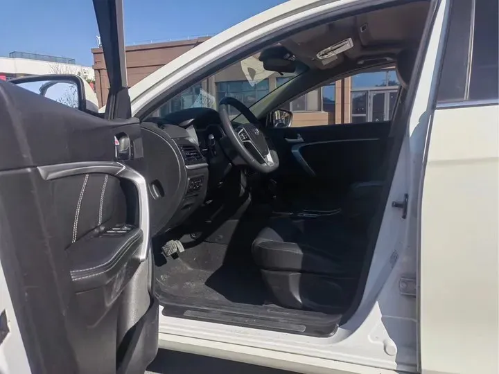 2017 Geely Emgrand 1.5L 109HP L4 CVT,autocango,china used car exporter,china ev exporter,chinese used car exporter,chinese used ev exporter