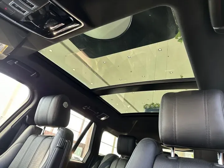 2020 Mansory Range Rover 3.0T 400HP L6 8AT,autocango,china used car exporter,china ev exporter,chinese used car exporter,chinese used ev exporter