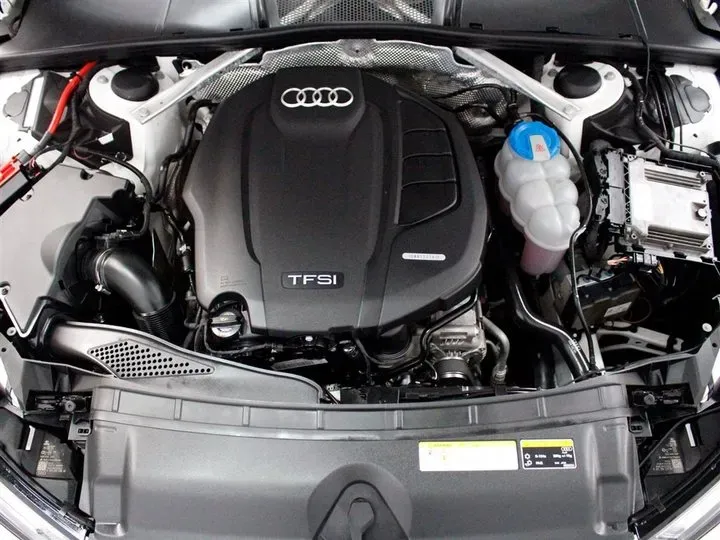 2018 Audi A4L 2.0T 190HP L4 7DCT,autocango,china used car exporter,china ev exporter,chinese used car exporter,chinese used ev exporter