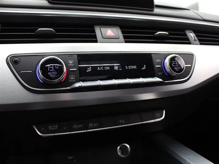 2018 Audi A4L 2.0T 190HP L4 7DCT,autocango,china used car exporter,china ev exporter,chinese used car exporter,chinese used ev exporter