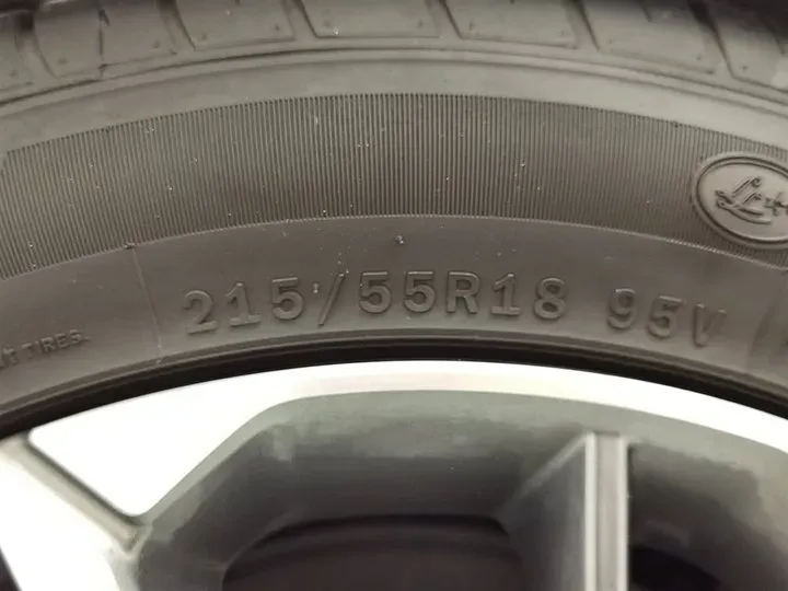 2019 Geely Coolray 1.5T 177HP L3 7DCT,autocango,china used car exporter,china ev exporter,chinese used car exporter,chinese used ev exporter