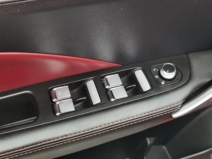 2019 Geely Coolray 1.5T 177HP L3 7DCT,autocango,china used car exporter,china ev exporter,chinese used car exporter,chinese used ev exporter