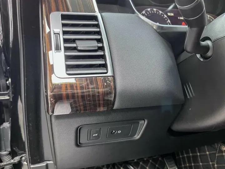 2020 Mansory Range Rover 3.0T 400HP L6 8AT,autocango,china used car exporter,china ev exporter,chinese used car exporter,chinese used ev exporter