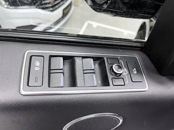 2020 Mansory Range Rover 3.0T 400HP L6 8AT,autocango,china used car exporter,china ev exporter,chinese used car exporter,chinese used ev exporter