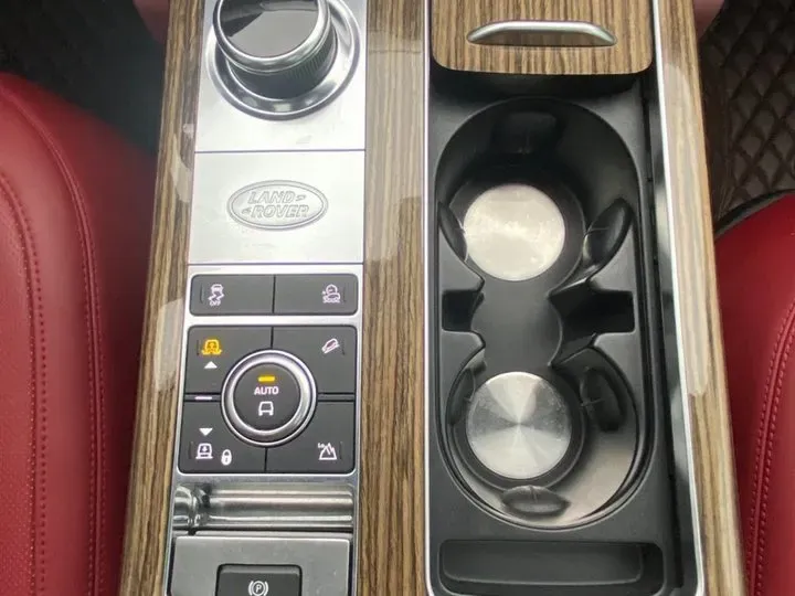 2020 Mansory Range Rover 3.0T 400HP L6 8AT,autocango,china used car exporter,china ev exporter,chinese used car exporter,chinese used ev exporter