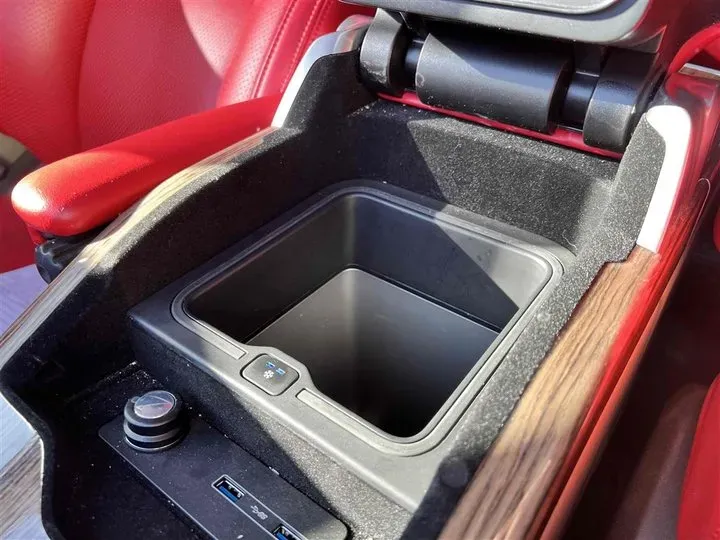 2020 Mansory Range Rover 3.0T 400HP L6 8AT,autocango,china used car exporter,china ev exporter,chinese used car exporter,chinese used ev exporter