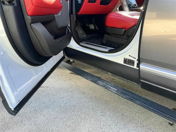 2020 Mansory Range Rover 3.0T 400HP L6 8AT,autocango,china used car exporter,china ev exporter,chinese used car exporter,chinese used ev exporter