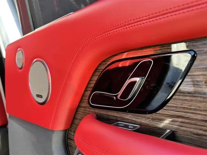 2020 Mansory Range Rover 3.0T 400HP L6 8AT,autocango,china used car exporter,china ev exporter,chinese used car exporter,chinese used ev exporter