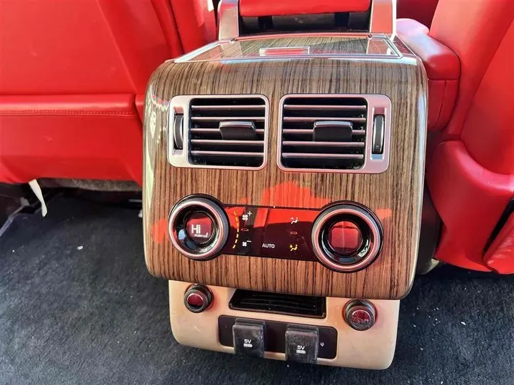 2020 Mansory Range Rover 3.0T 400HP L6 8AT,autocango,china used car exporter,china ev exporter,chinese used car exporter,chinese used ev exporter