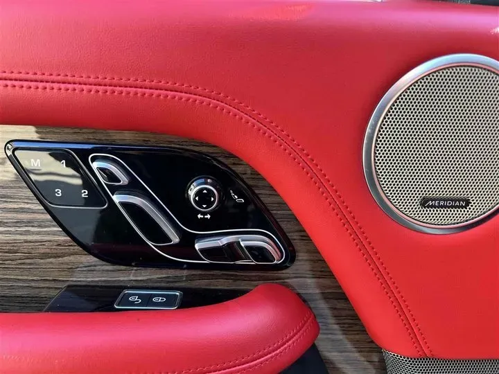 2020 Mansory Range Rover 3.0T 400HP L6 8AT,autocango,china used car exporter,china ev exporter,chinese used car exporter,chinese used ev exporter