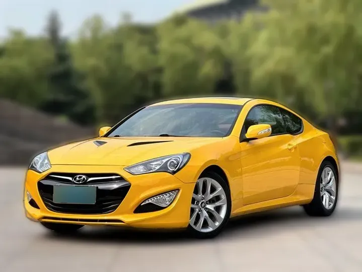 2012 Hyundai Rohens-Coupe 2.0T 260HP L4 8AT,autocango,china used car exporter,china ev exporter,chinese used car exporter,chinese used ev exporter