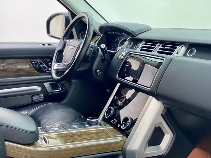 2020 Mansory Range Rover 3.0T 400HP L6 8AT,autocango,china used car exporter,china ev exporter,chinese used car exporter,chinese used ev exporter