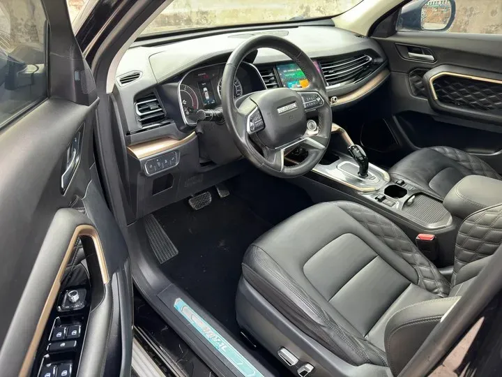 2021 Haval H6 1.5T 150HP L4 7DCT,autocango,china used car exporter,china ev exporter,chinese used car exporter,chinese used ev exporter