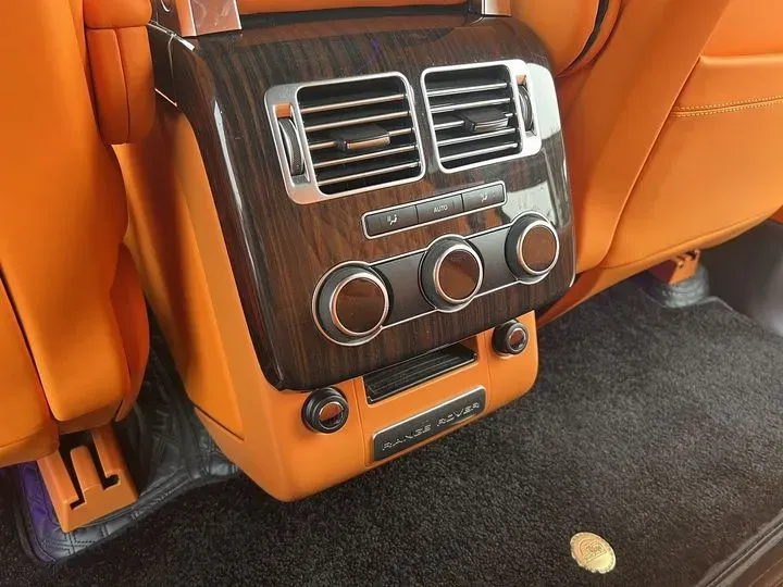 2020 Mansory Range Rover 3.0T 400HP L6 8AT,autocango,china used car exporter,china ev exporter,chinese used car exporter,chinese used ev exporter