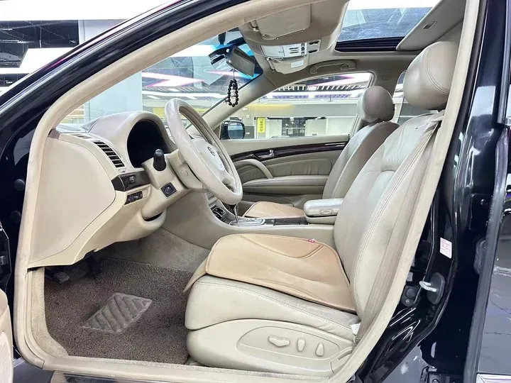 2004 Nissan CIMA 4.5L 340HP V8 5AT,autocango,china used car exporter,china ev exporter,chinese used car exporter,chinese used ev exporter