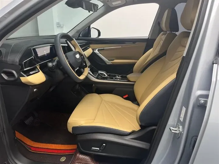 2023 Geely StarRay 1.5T 181HP L4 7DCT,autocango,china used car exporter,china ev exporter,chinese used car exporter,chinese used ev exporter