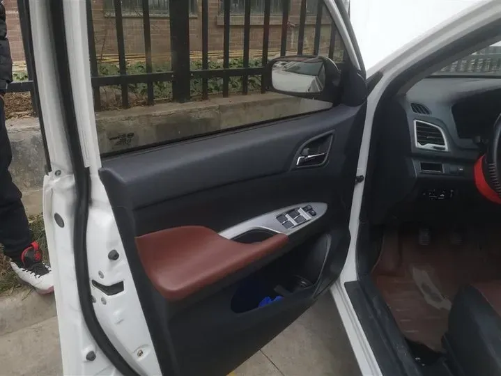 2015 BYD F3 1.5L 109HP L4 5MT,autocango,china used car exporter,china ev exporter,chinese used car exporter,chinese used ev exporter