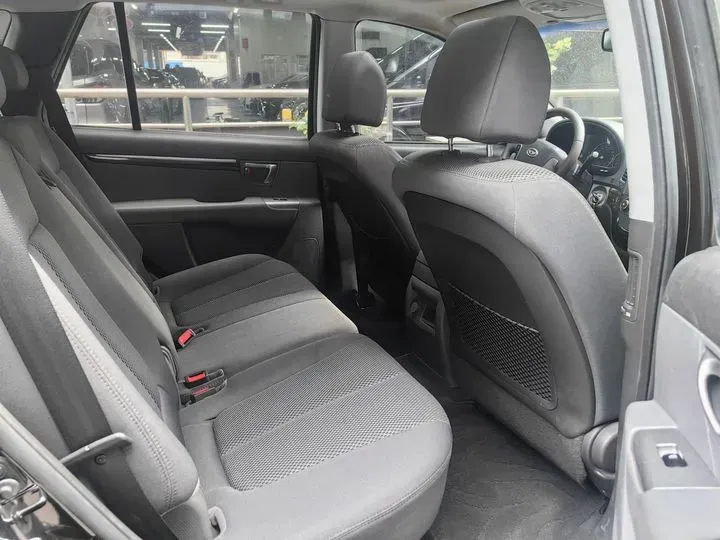 2012 Hyundai Santafe Classic 2.4L 174HP L4 6AT,autocango,china used car exporter,china ev exporter,chinese used car exporter,chinese used ev exporter