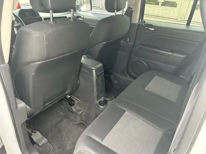 2014 Jeep Patriot 2.4L 170HP L4 6AT,autocango,china used car exporter,china ev exporter,chinese used car exporter,chinese used ev exporter