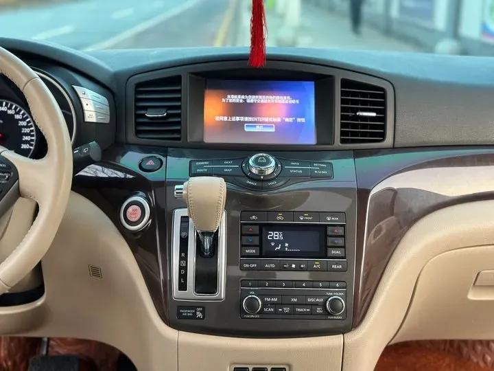2015 Nissan Quest 3.5L 277HP V6 CVT,autocango,china used car exporter,china ev exporter,chinese used car exporter,chinese used ev exporter