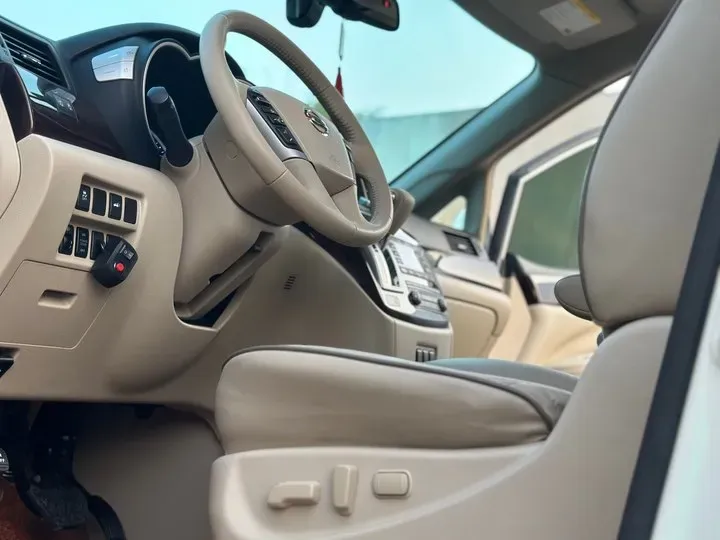 2015 Nissan Quest 3.5L 277HP V6 CVT,autocango,china used car exporter,china ev exporter,chinese used car exporter,chinese used ev exporter